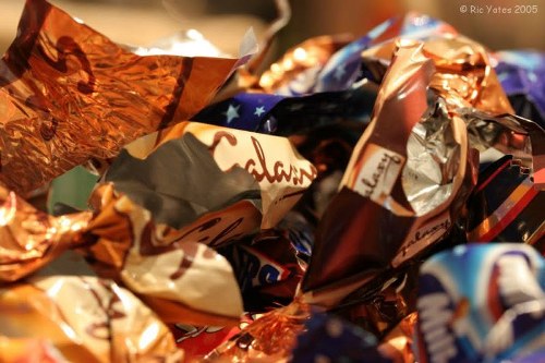 Operatives wearing PPE during commercial waste collection